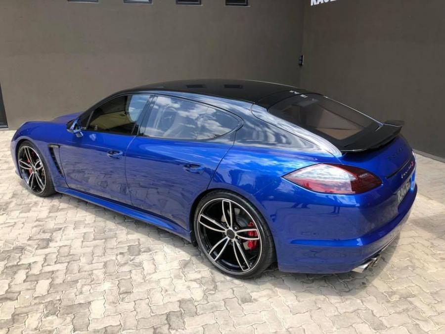  Porsche Panamera Turbo S by RACE! 2018 года  (фото 6 из 6)